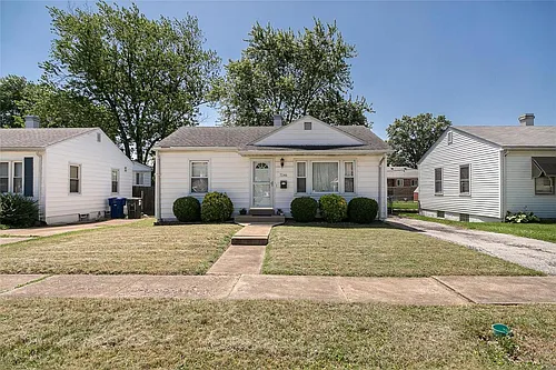 7246 Stolle St Photo 1