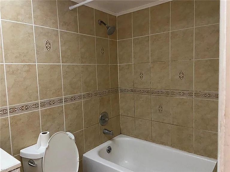 180 Turtle Lake Ct #102 — Photo 9