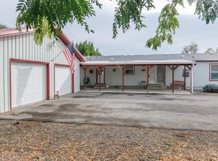 10422 Ahtanum Rd, Yakima, WA 98903