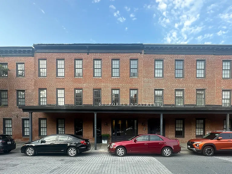 THE PORTLAND APARTMENTS — Photo 13