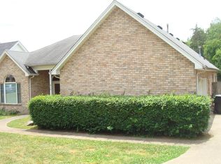 410 Compton Rd, Murfreesboro, TN 37130