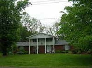 2022 Ridgewood Dr, Madison, IN 47250