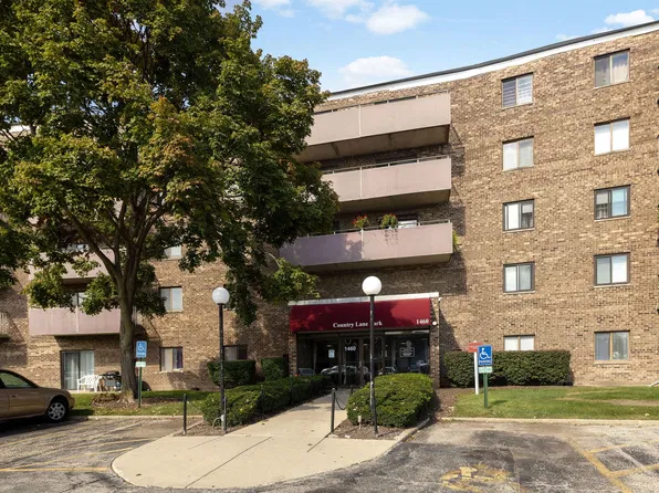 1460 Fairlane Dr APT 515, Schaumburg, IL 60193