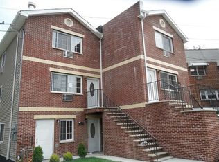 3248 Wickham Ave, Bronx, NY 10469