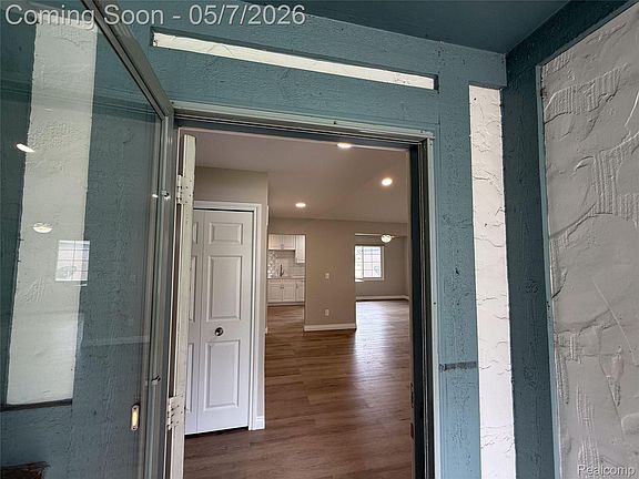 2nd image of 45480 Inverness Cir