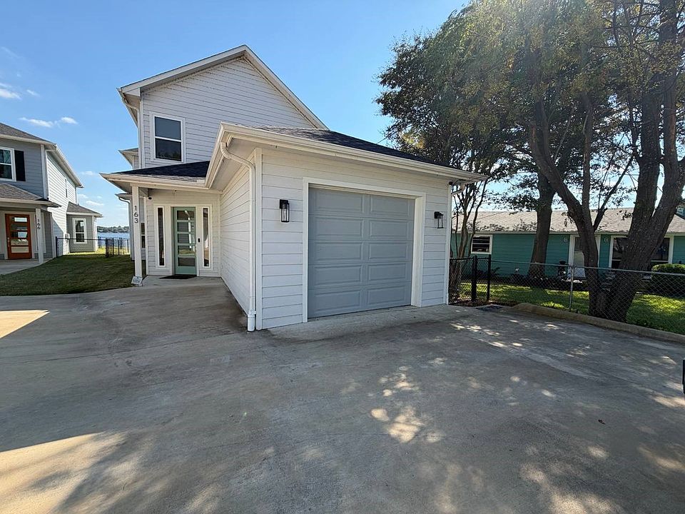 1st image of 163 Palisade Dr
