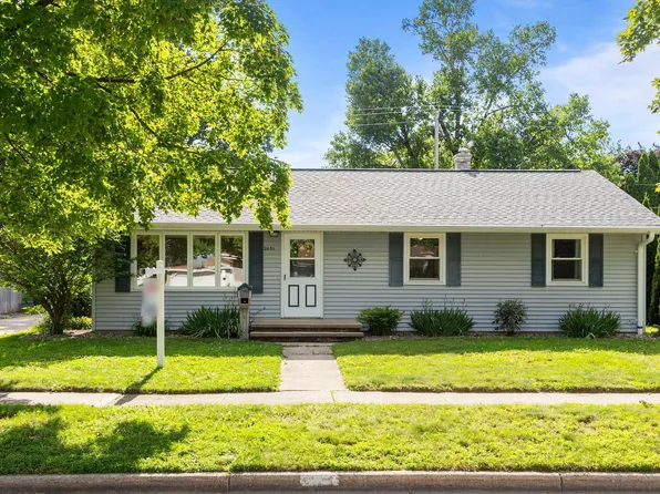 2631 N Ullman St, Appleton, WI 54911
