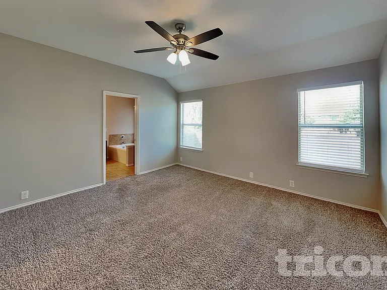 120 Bison Meadow Dr — Photo 9