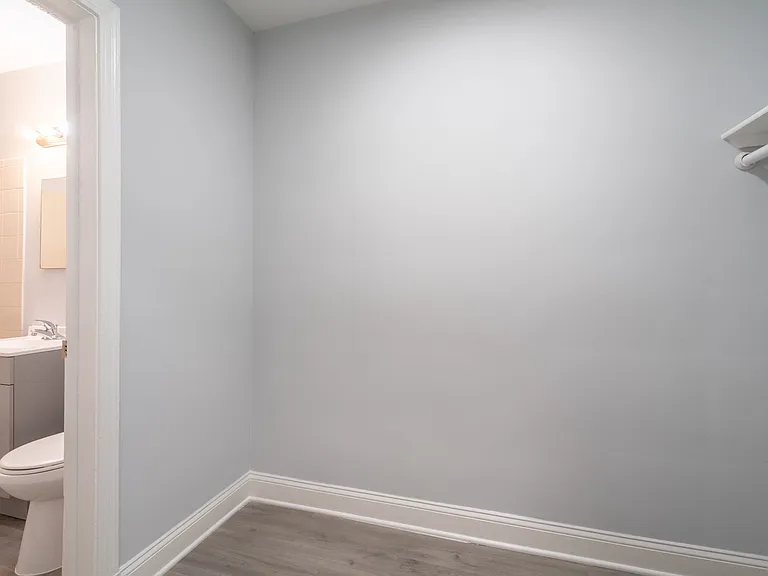 939 Longfellow St NW #206 — Photo 7