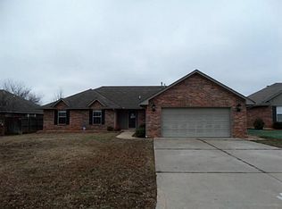 355 Timberidge Rd, Harrah, OK 73045
