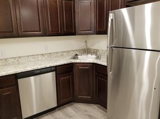 23 Sugar Maple Ln APT 3, Saint Charles, MO