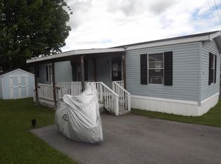 25 Jacob Dr, Clifton Park, NY 12065