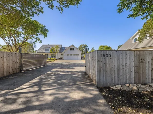 1500 W Watmaugh Road, Sonoma, CA 95476