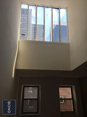 Rented by Bond New York | media 7