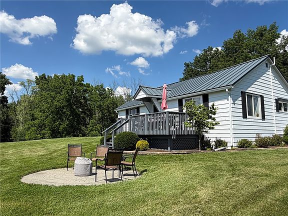 4th image of 3505 Sandy Beach Dr