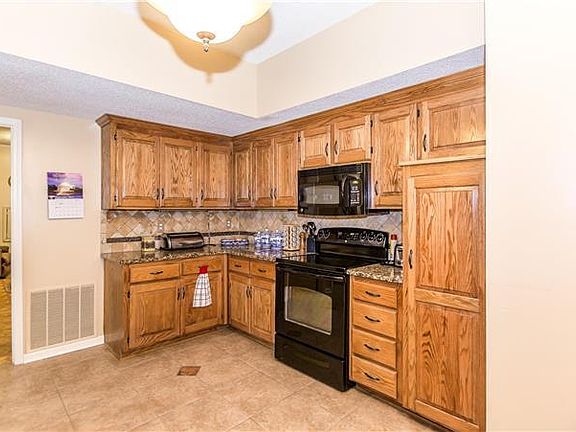 3rd image of 4321 S Bryant Dr