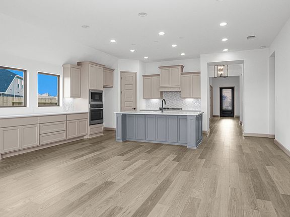 2nd image of 470 Darling Creek Ln