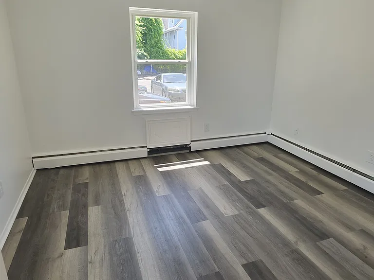 211 Birdseye St #2A — Photo 7