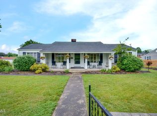 706 E Holston Ave, Johnson City, TN 37601