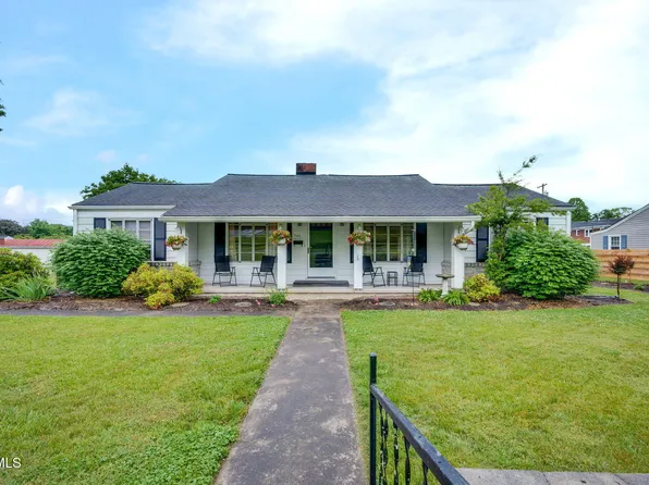 706 E Holston Ave, Johnson City, TN 37601