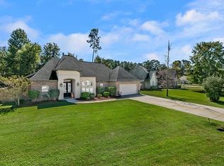 332 Clover Meadow Dr, Covington, LA 70433