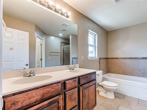 5th image of 13620 Bradbury Ln