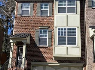 2084 Cobblestone Cir, Atlanta, GA 30319