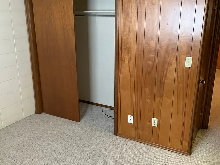 326 W Kenwood Dr #8 — Photo 17