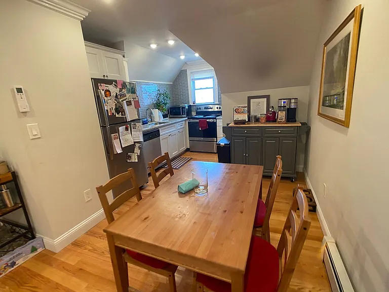 67 Temple St #3 — Photo 8
