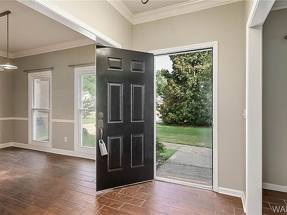 4th image of 8531 Mari Mar Dr