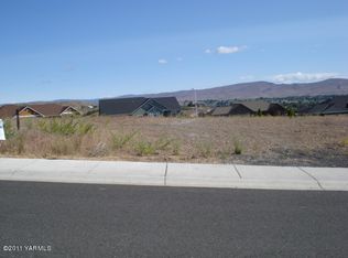 1203 Heritage Hills Dr LOT 24, Selah, WA 98942