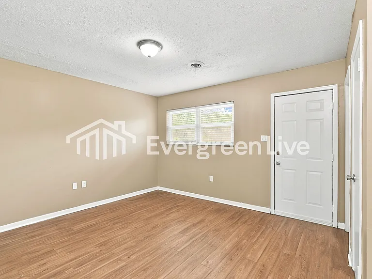 3153 Truxton Rd — Photo 9