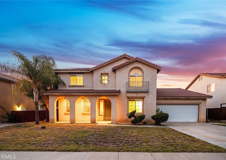 1st image of 15453 La Casa Dr