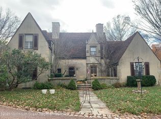 40 Independence Rd, Red Bank, NJ 07701