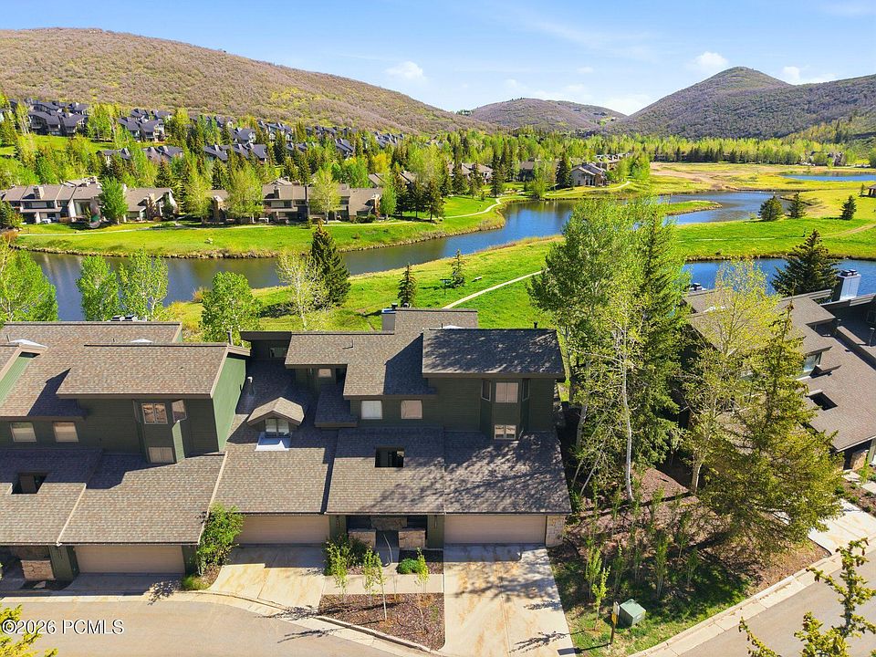 1st image of 1521 Lakeside Ct