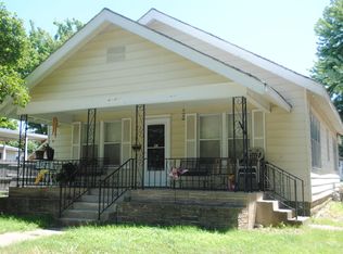 1316 Irving St, Independence, KS 67301