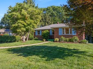 819 Rosalind Rd, Pittsburgh, PA 15237