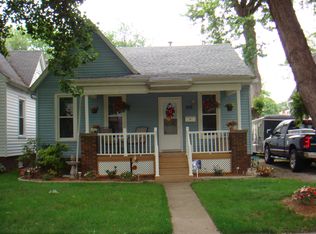 916 S Cleveland Ave, Springfield, IL 62704