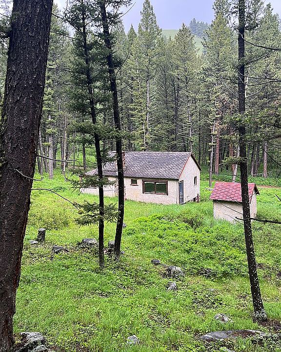 Helena-Lewis and Clark National Forest - Moose Creek Cabin