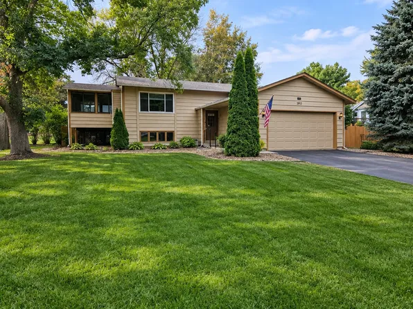 15918 Island View Rd NW, Prior Lake, MN 55372