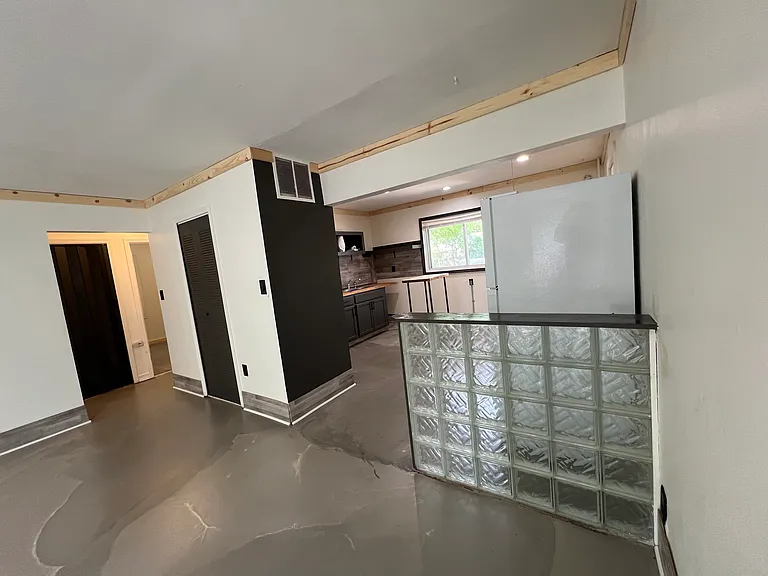 22721 Rosewood Ave — Photo 5