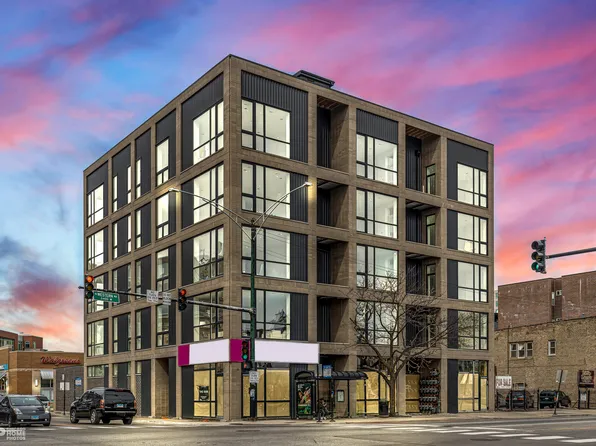2406 W Armitage Ave #303, Chicago, IL 60647
