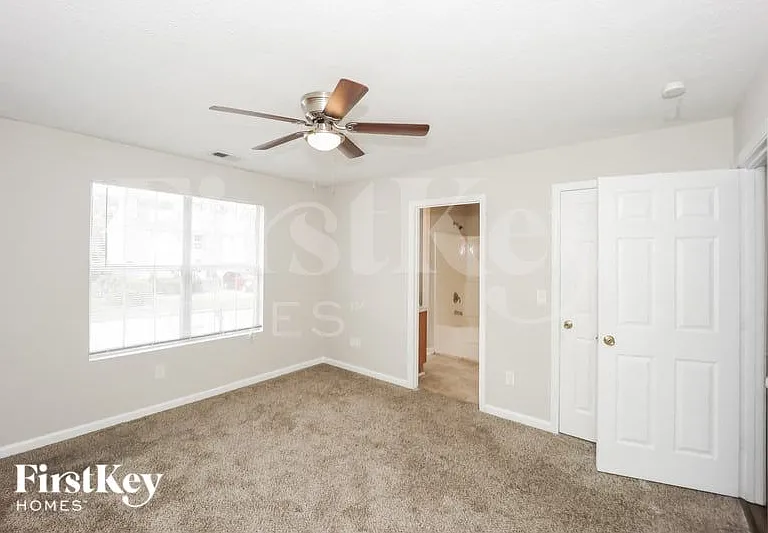 5692 Norman Ct — Photo 10