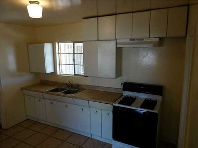5122 Raymond Jays Rd, El Paso, TX, 79903