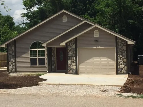 415 W Maple St, Diamond, MO 64840