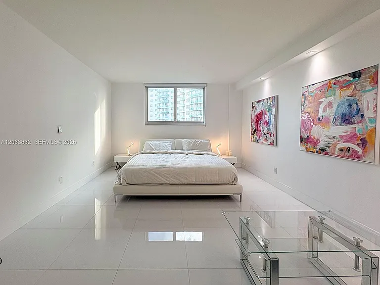 19380 Collins Ave #827 — Photo 8