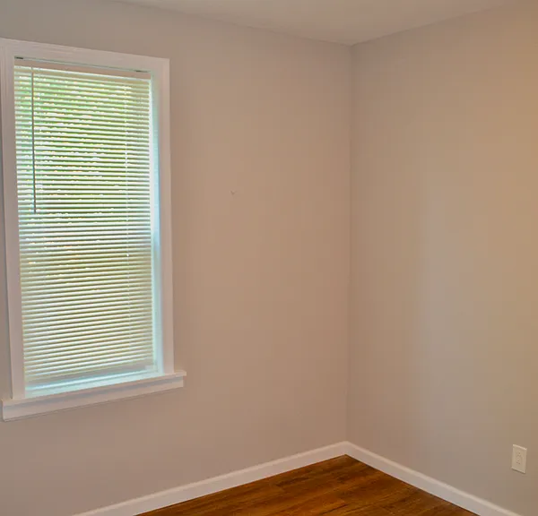 1444 N Edgewood St — Photo 14