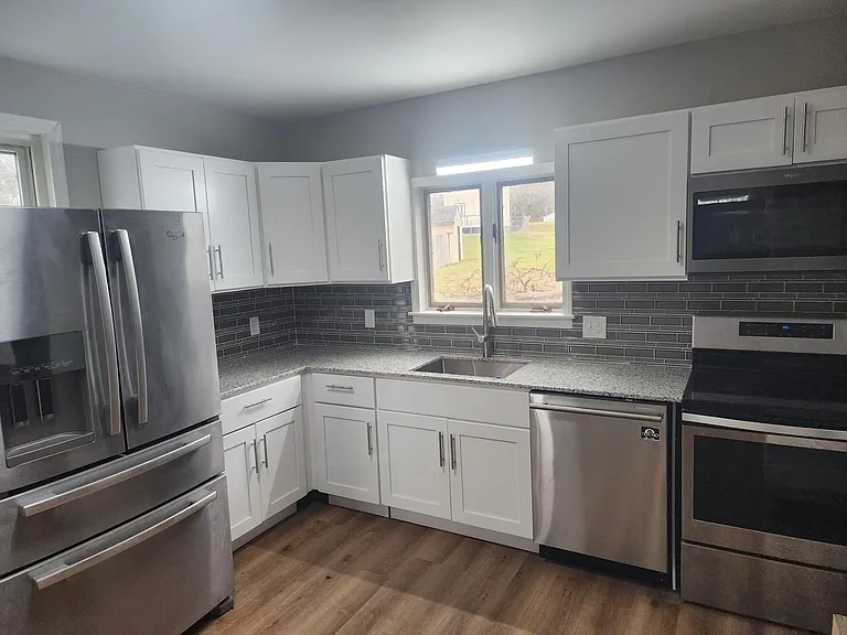 4704 Grandview Park — Photo 6