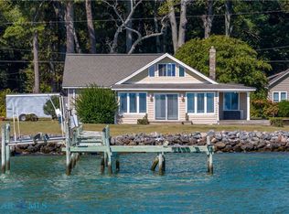 76 Cardinal Trl, Deltaville, VA 23043