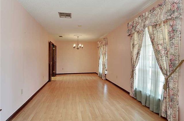 1st image of 2255 Mercedes Blvd